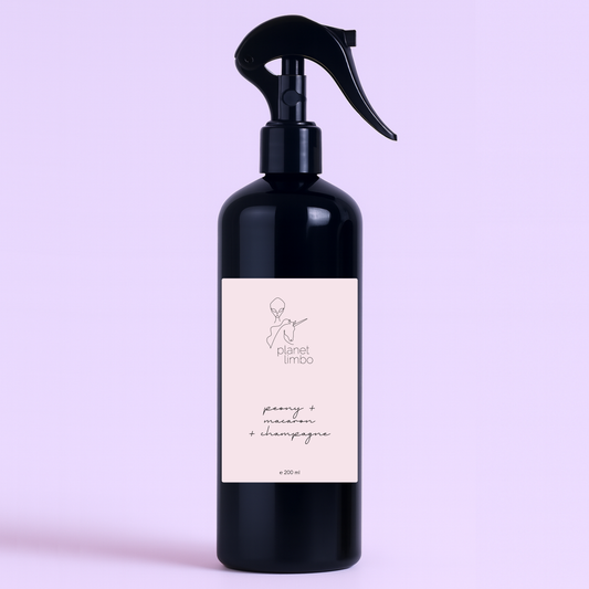 'peony + macaron + champagne' home spray