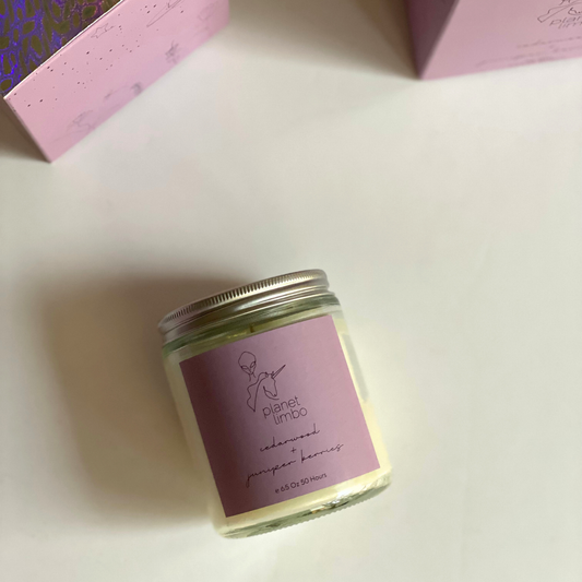 'cedarwood + juniper berries' soy candle
